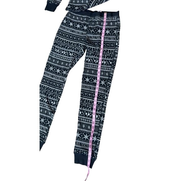 Victoria's Secret Holiday Pajama‎ Set Size Small - Picture 8 of 9